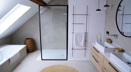 Уплотнители для душевых кабин: защита и герметичность